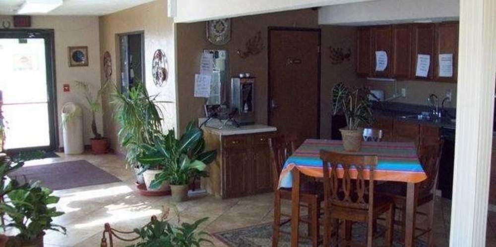 Hotel Lyons Inn 3*
